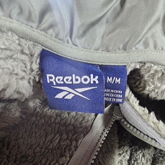 NWT Reebok Women's Olive Green Sherpa Fleece size Medium super soft - Picture 3 of 5